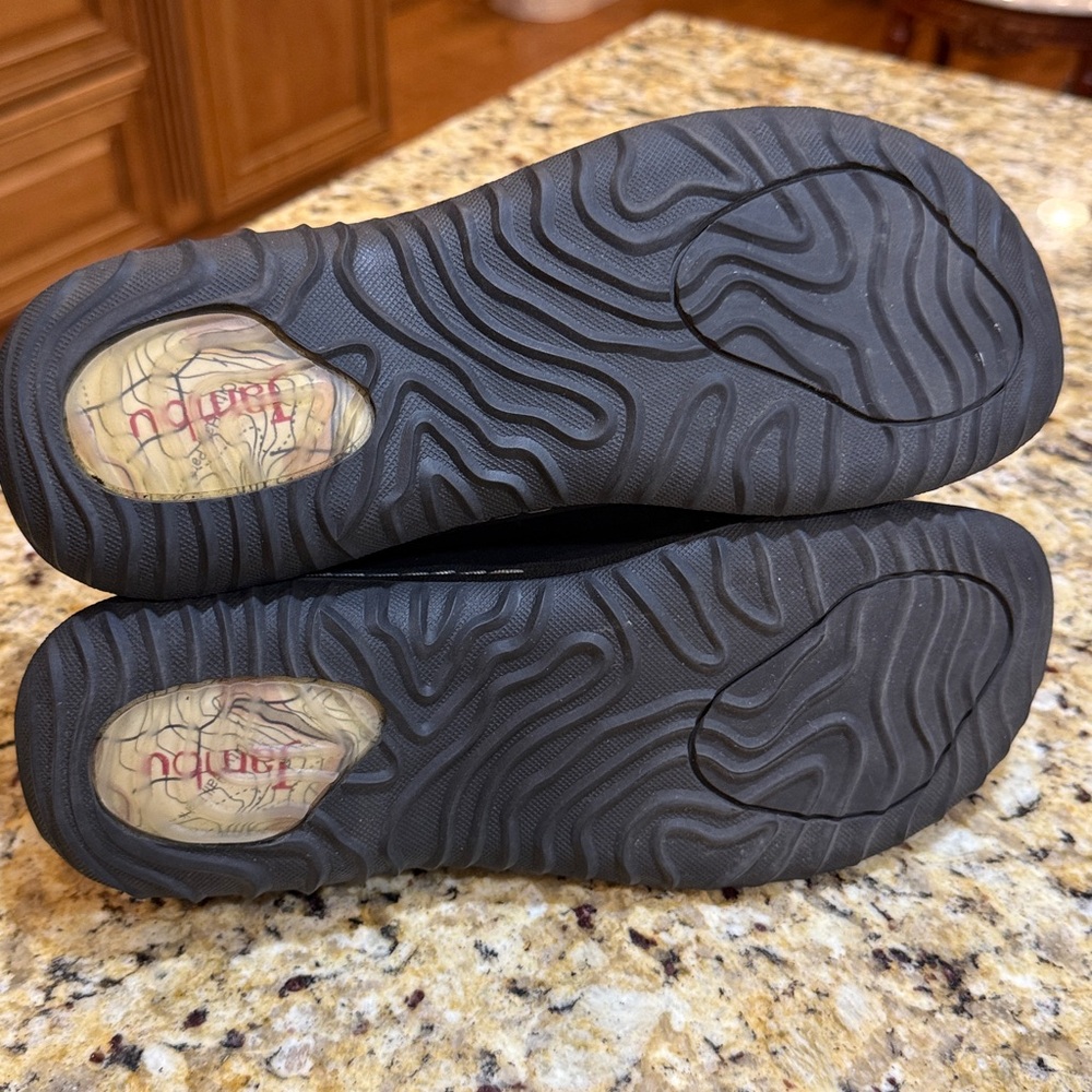 Jambu Sonoma velcro strap slip on shoes - Picture 6 of 7